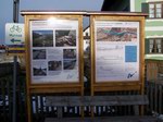 Informationstafeln an der Loisach