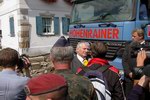 Politiker und Presse in Eschenlohe